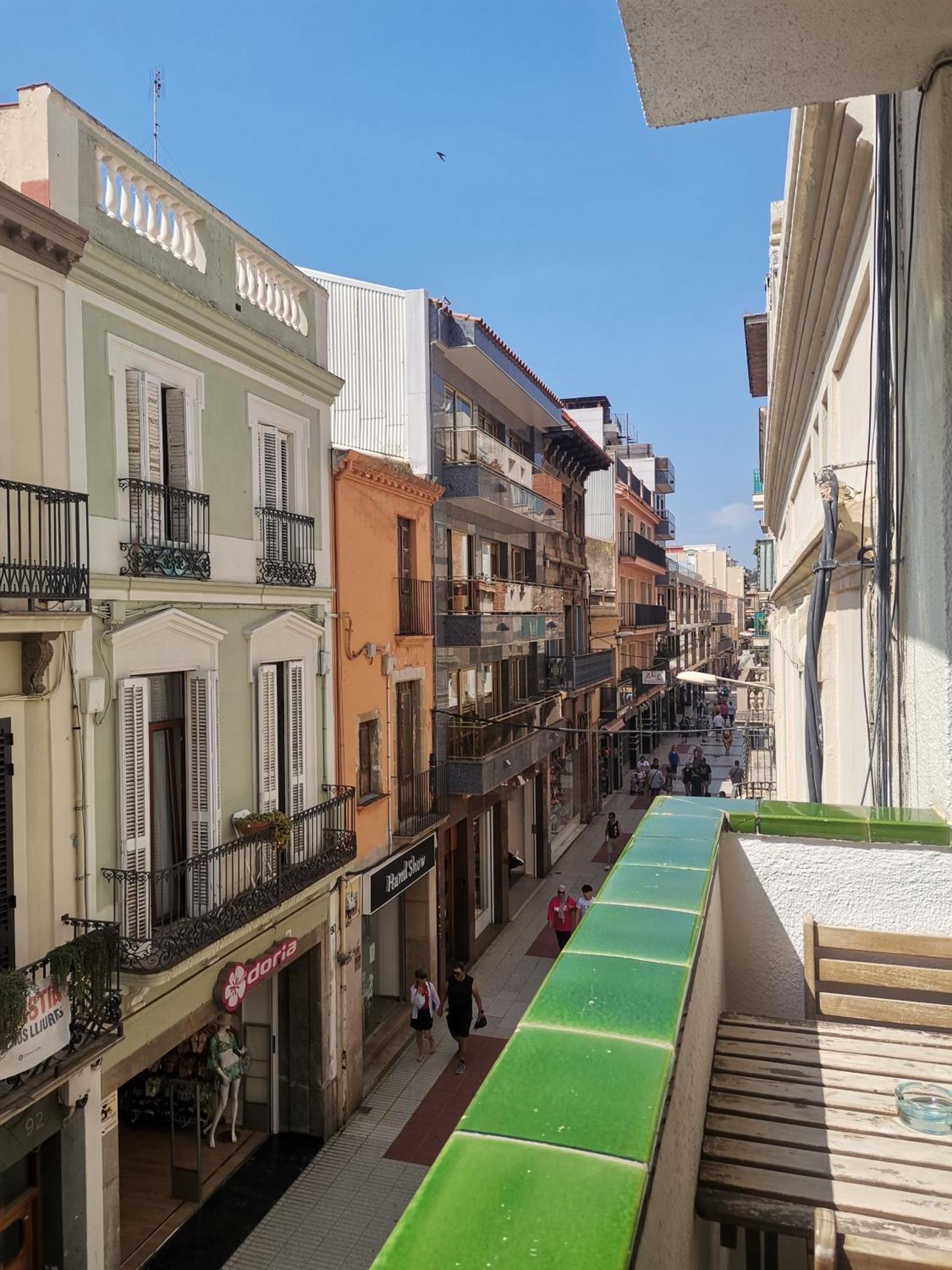 Apartamento Centrico En Calella Luaran gambar