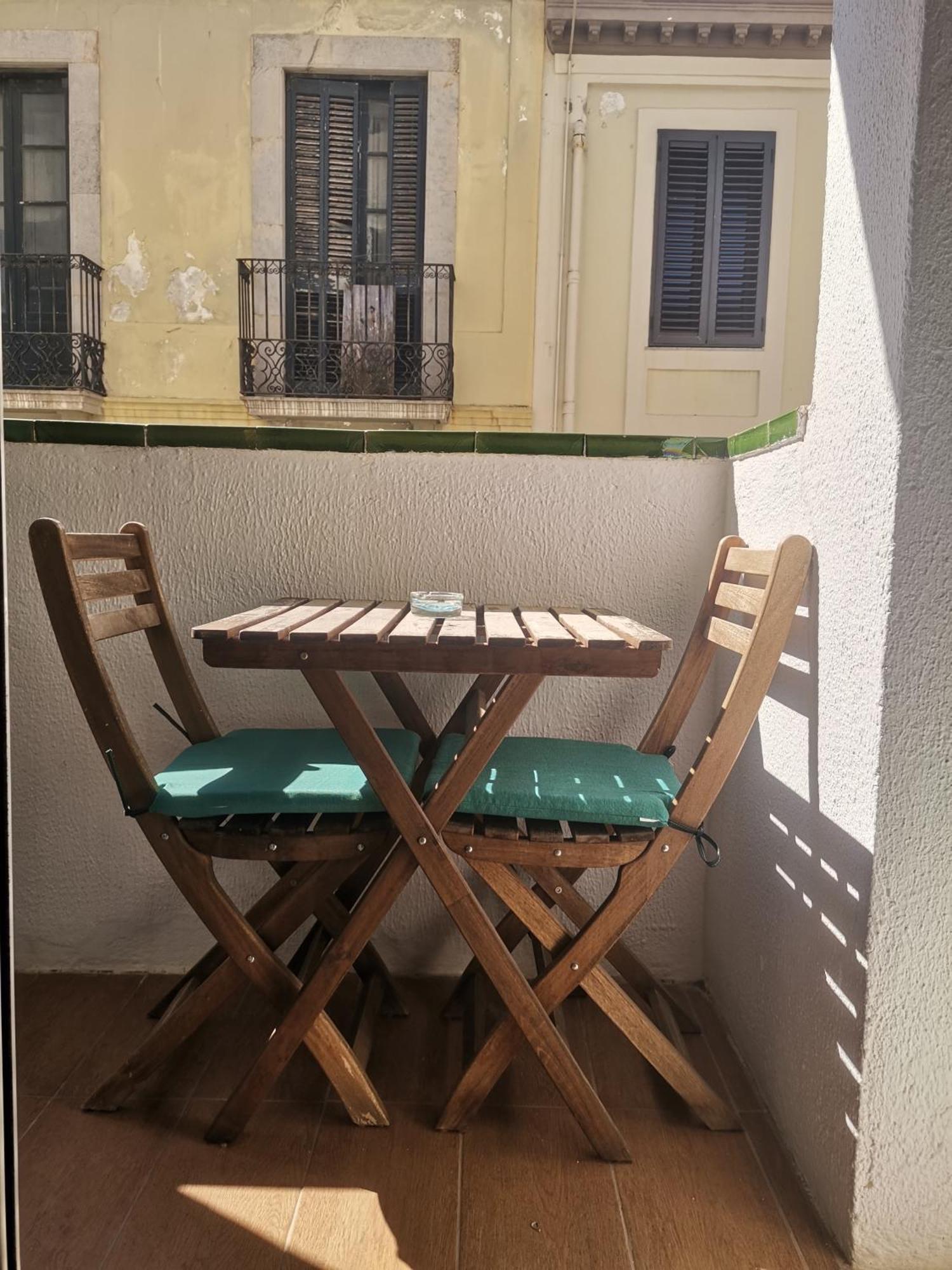 Apartamento Centrico En Calella Luaran gambar