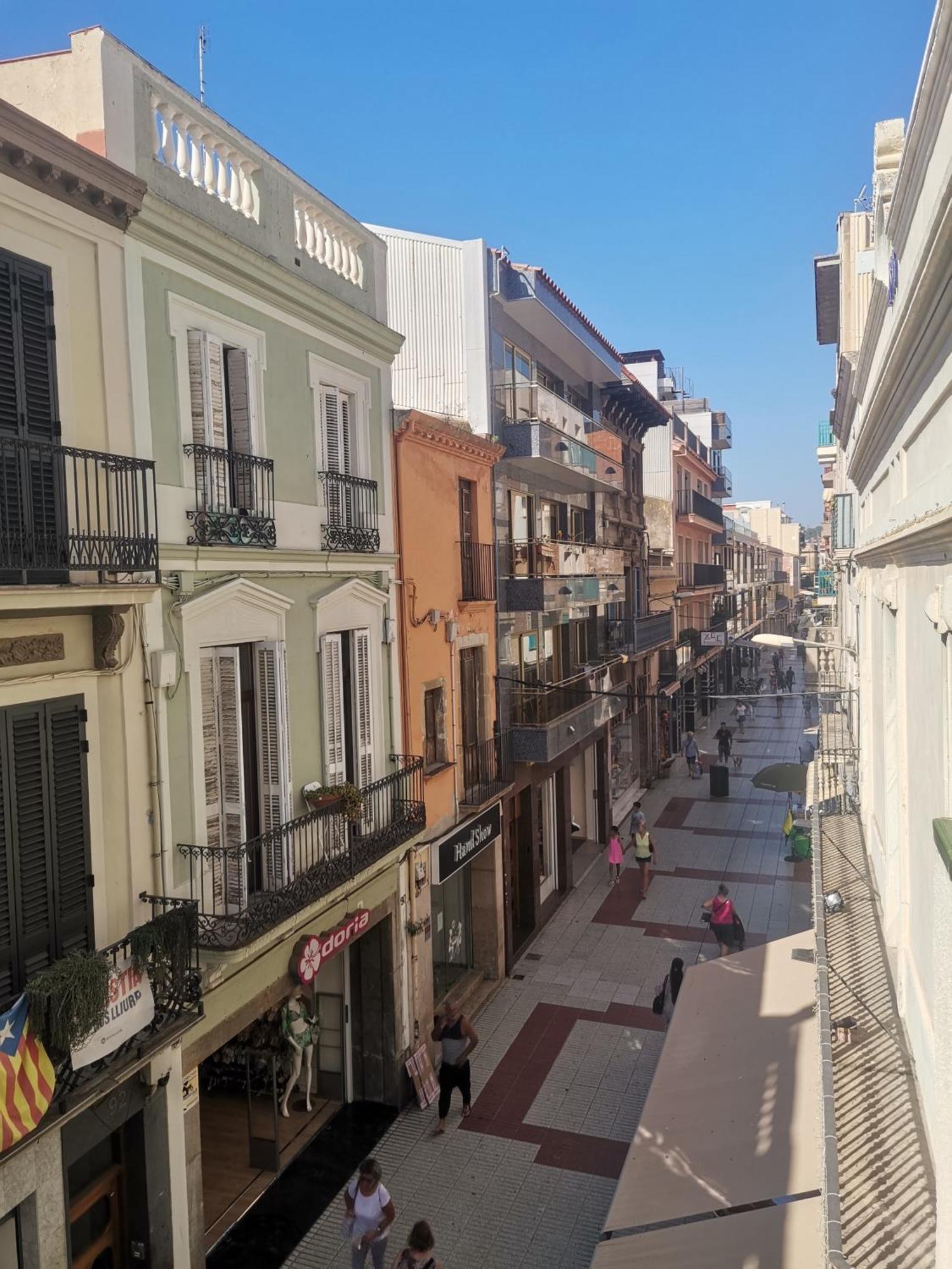 Apartamento Centrico En Calella Luaran gambar