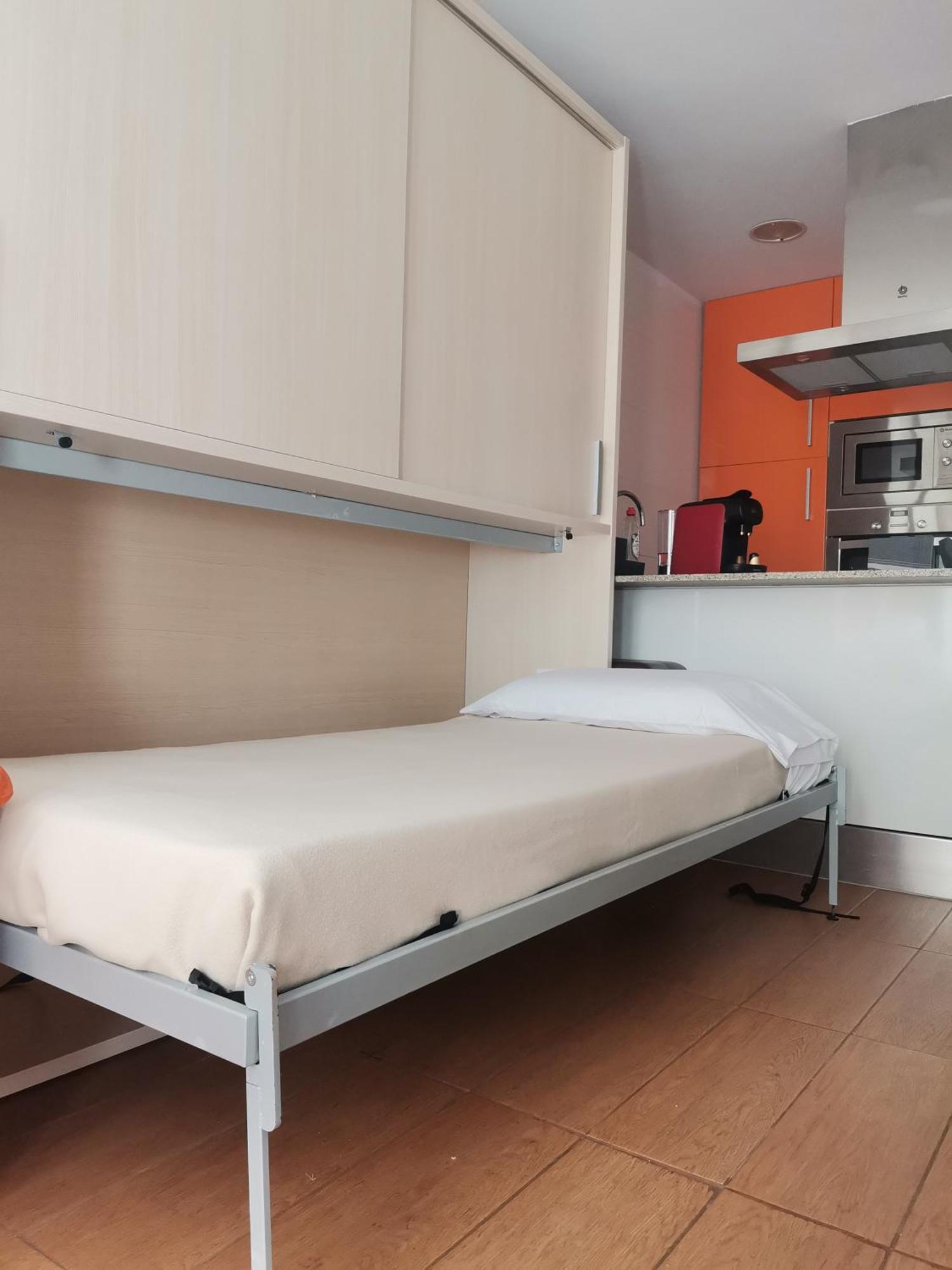 Apartamento Centrico En Calella Luaran gambar